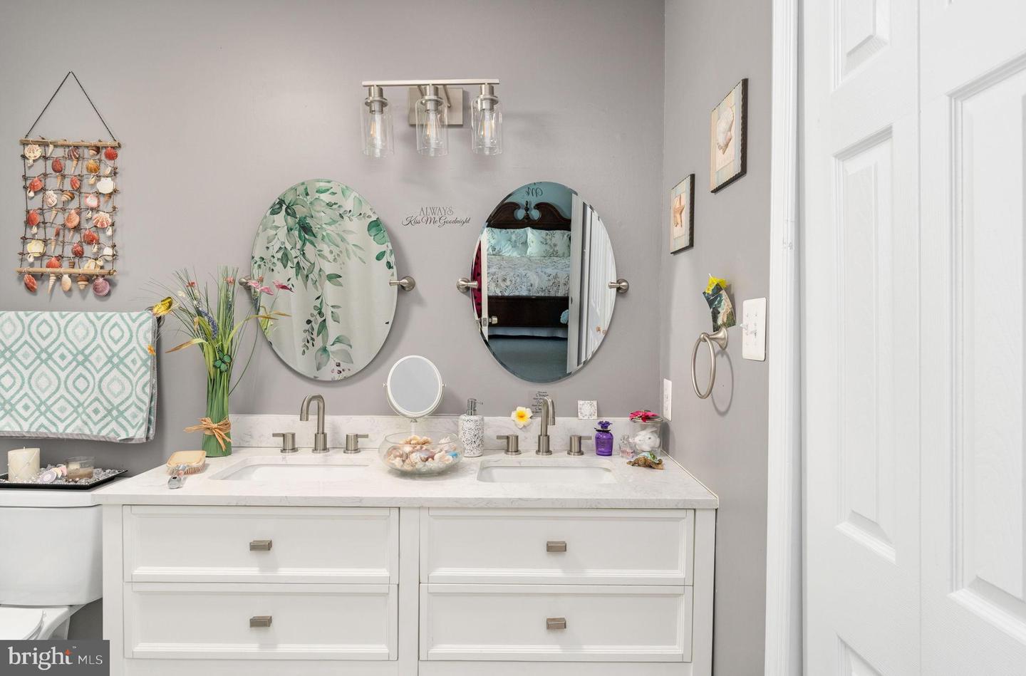 2 BRENTWOOD LN, FREDERICKSBURG, Virginia 22405, 4 Bedrooms Bedrooms, 7 Rooms Rooms,2 BathroomsBathrooms,Residential,For sale,2 BRENTWOOD LN,VAST2043218 MLS # VAST2043218