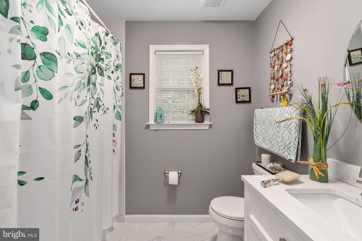 2 BRENTWOOD LN, FREDERICKSBURG, Virginia 22405, 4 Bedrooms Bedrooms, 7 Rooms Rooms,2 BathroomsBathrooms,Residential,For sale,2 BRENTWOOD LN,VAST2043218 MLS # VAST2043218