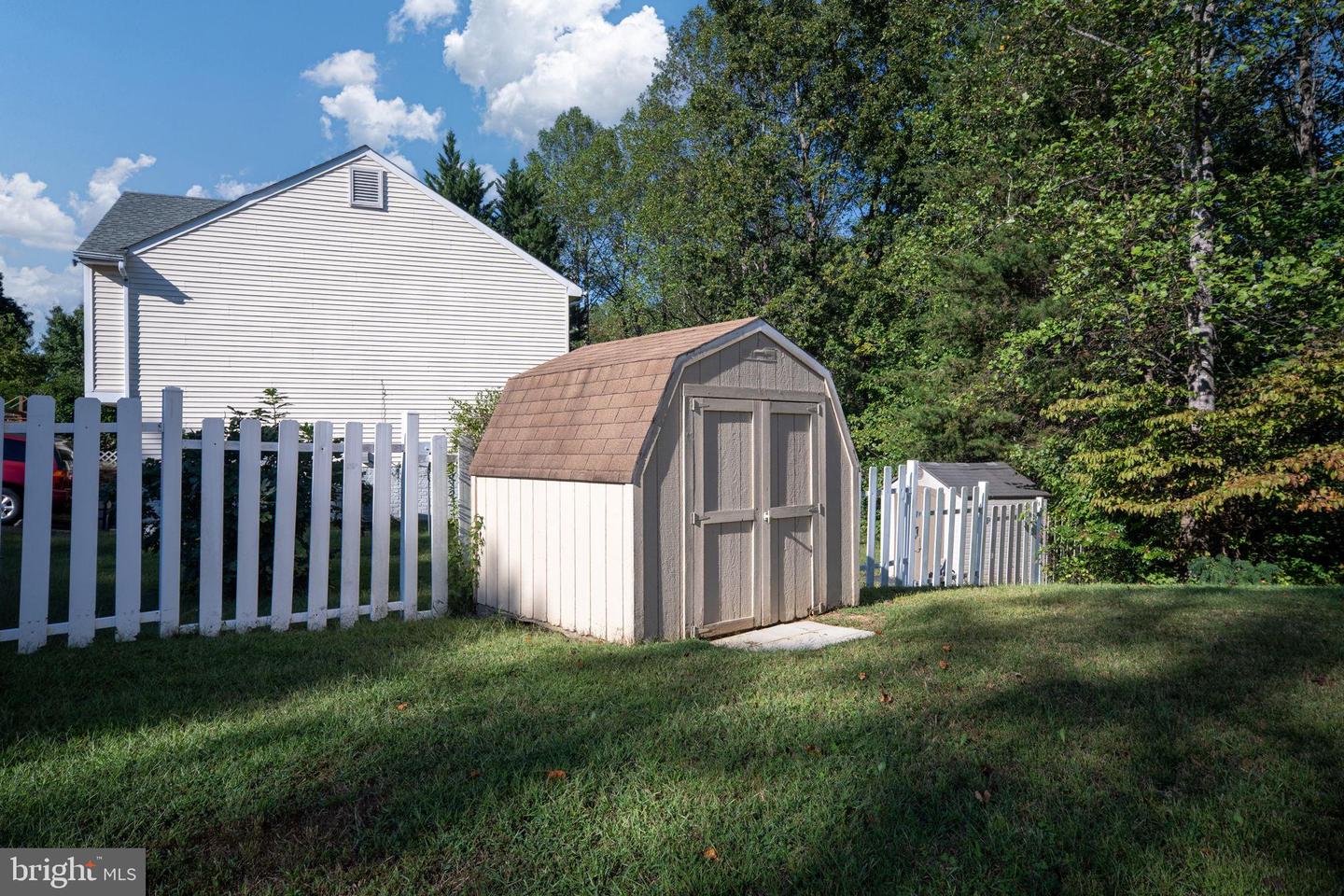 2 BRENTWOOD LN, FREDERICKSBURG, Virginia 22405, 4 Bedrooms Bedrooms, 7 Rooms Rooms,2 BathroomsBathrooms,Residential,For sale,2 BRENTWOOD LN,VAST2043218 MLS # VAST2043218