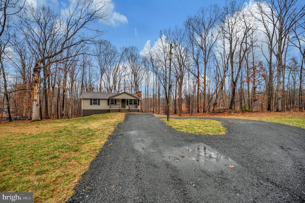 12687 COX MILL RD, GORDONSVILLE, Virginia 22942, 3 Bedrooms Bedrooms, ,2 BathroomsBathrooms,Residential,12687 COX MILL RD,VAOR2012894 MLS # VAOR2012894