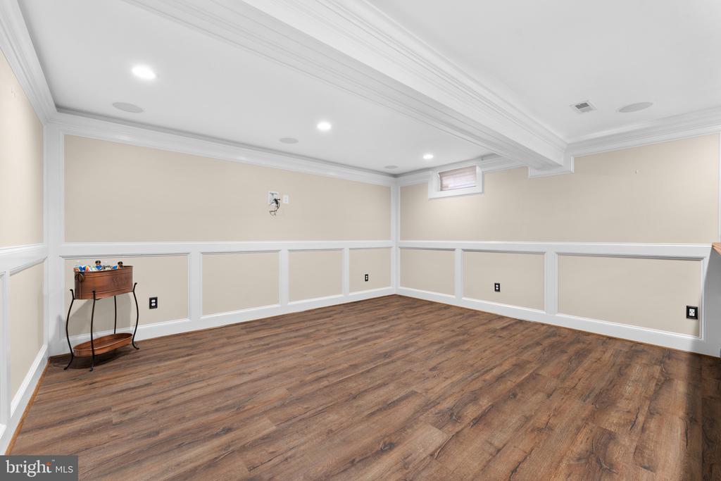 2021 GOLF DR, CULPEPER, Virginia 22701, 5 Bedrooms Bedrooms, ,3 BathroomsBathrooms,Residential,2021 GOLF DR,VACU2012188 MLS # VACU2012188