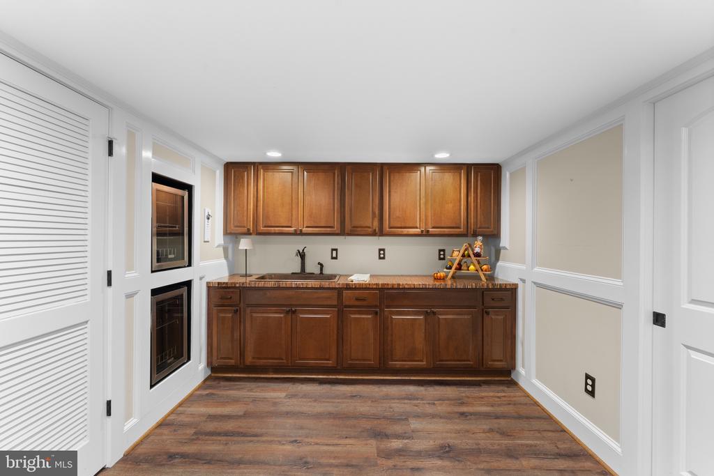 2021 GOLF DR, CULPEPER, Virginia 22701, 5 Bedrooms Bedrooms, ,3 BathroomsBathrooms,Residential,2021 GOLF DR,VACU2012188 MLS # VACU2012188