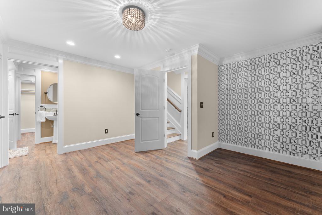 2021 GOLF DR, CULPEPER, Virginia 22701, 5 Bedrooms Bedrooms, ,3 BathroomsBathrooms,Residential,2021 GOLF DR,VACU2012188 MLS # VACU2012188