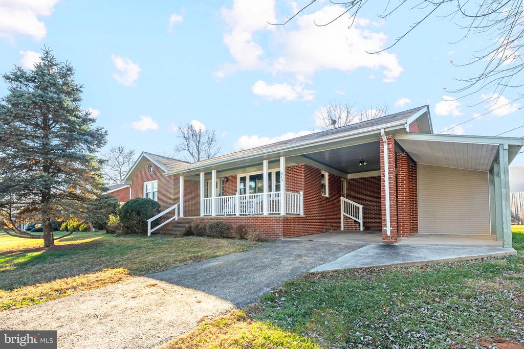 513 GENTRY DR, GORDONSVILLE, Virginia 22942, 2 Bedrooms Bedrooms, ,2 BathroomsBathrooms,Residential,513 GENTRY DR,VAOR2012884 MLS # VAOR2012884 513 GENTRY DR, GORDONSVILLE, Virginia 22942, 2 Bedrooms Bedrooms, ,2 BathroomsBathrooms,Residential,513 GENTRY DR,VAOR2012884 MLS # VAOR2012884