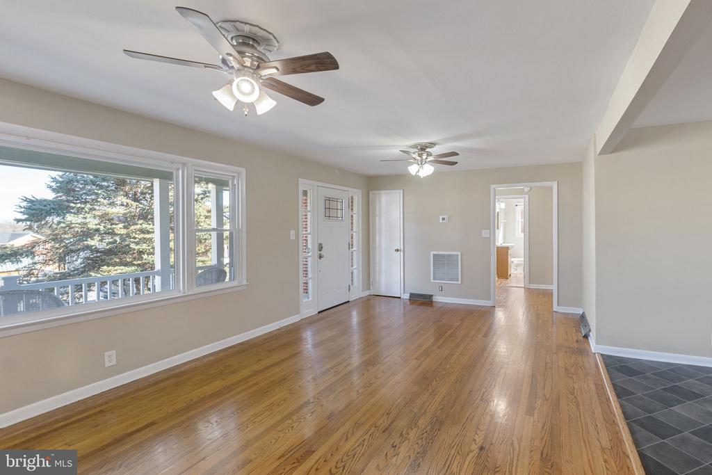 513 GENTRY DR, GORDONSVILLE, Virginia 22942, 2 Bedrooms Bedrooms, ,2 BathroomsBathrooms,Residential,513 GENTRY DR,VAOR2012884 MLS # VAOR2012884 513 GENTRY DR, GORDONSVILLE, Virginia 22942, 2 Bedrooms Bedrooms, ,2 BathroomsBathrooms,Residential,513 GENTRY DR,VAOR2012884 MLS # VAOR2012884