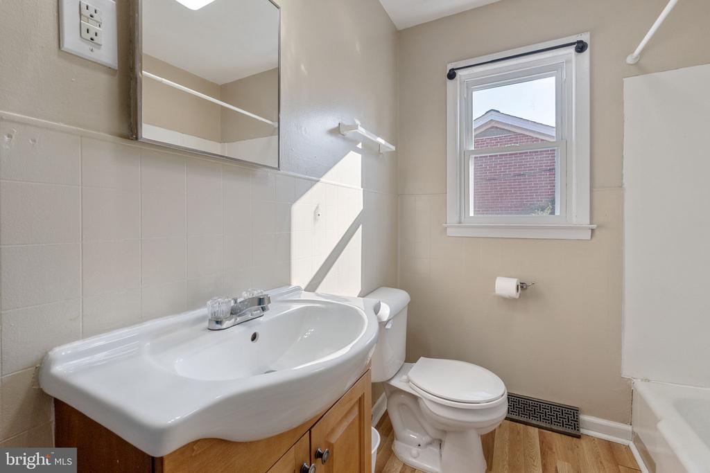 513 GENTRY DR, GORDONSVILLE, Virginia 22942, 2 Bedrooms Bedrooms, ,2 BathroomsBathrooms,Residential,513 GENTRY DR,VAOR2012884 MLS # VAOR2012884 513 GENTRY DR, GORDONSVILLE, Virginia 22942, 2 Bedrooms Bedrooms, ,2 BathroomsBathrooms,Residential,513 GENTRY DR,VAOR2012884 MLS # VAOR2012884