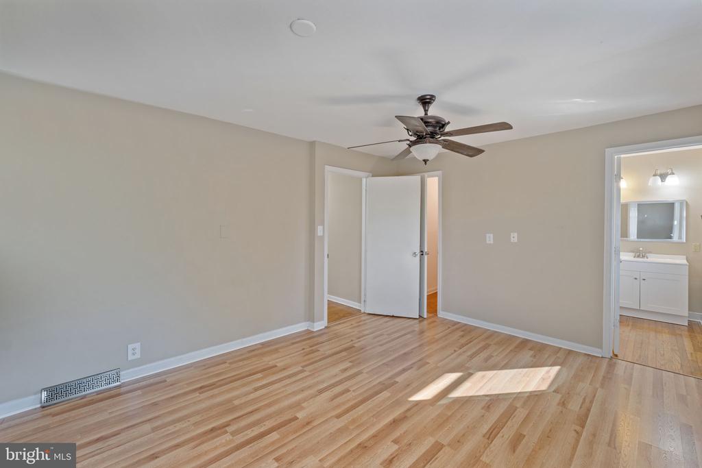 513 GENTRY DR, GORDONSVILLE, Virginia 22942, 2 Bedrooms Bedrooms, ,2 BathroomsBathrooms,Residential,513 GENTRY DR,VAOR2012884 MLS # VAOR2012884 513 GENTRY DR, GORDONSVILLE, Virginia 22942, 2 Bedrooms Bedrooms, ,2 BathroomsBathrooms,Residential,513 GENTRY DR,VAOR2012884 MLS # VAOR2012884