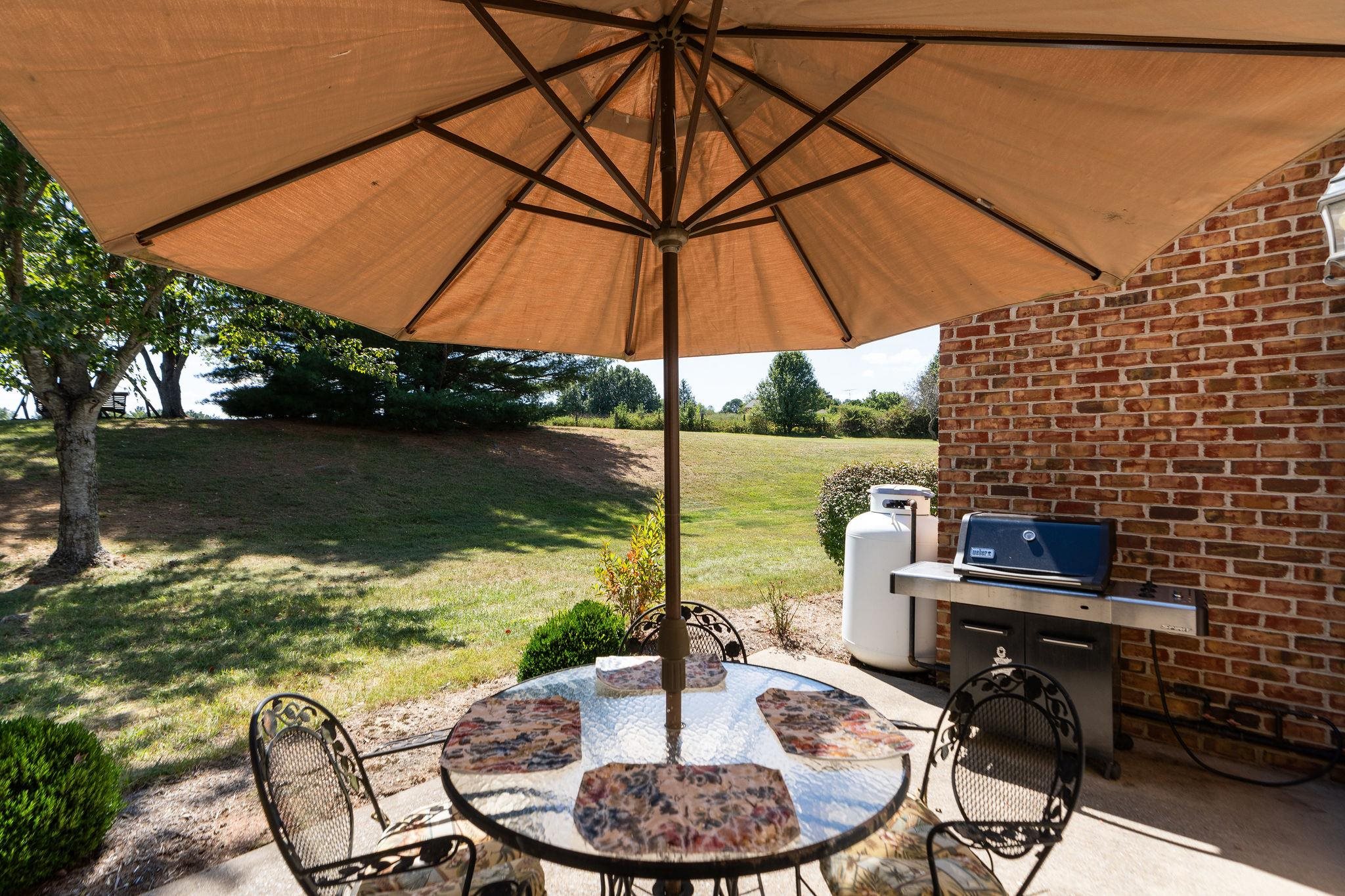 1924 PARKERSBURG TPKE, SWOOPE, Virginia 24479, 3 Bedrooms Bedrooms, ,2 BathroomsBathrooms,Residential,1924 PARKERSBURG TPKE,669042 MLS # 669042 1924 PARKERSBURG TPKE, SWOOPE, Virginia 24479, 3 Bedrooms Bedrooms, ,2 BathroomsBathrooms,Residential,1924 PARKERSBURG TPKE,669042 MLS # 669042