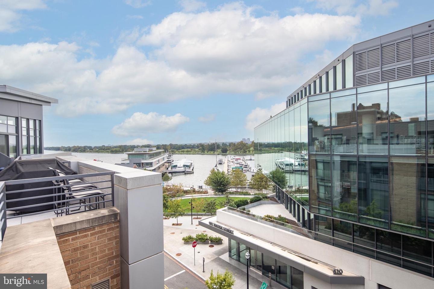 525 WATER ST SW #404, WASHINGTON, District Of Columbia 20024, 1 Bedroom Bedrooms, ,1 BathroomBathrooms,Residential,For sale,525 WATER ST SW #404,DCDC2226248 MLS # DCDC2226248 525 WATER ST SW #404, WASHINGTON, District Of Columbia 20024, 1 Bedroom Bedrooms, ,1 BathroomBathrooms,Residential,For sale,525 WATER ST SW #404,DCDC2226248 MLS # DCDC2226248