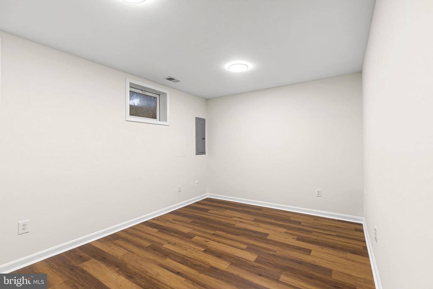 71 SIRE WAY, WARRENTON, Virginia 20186, 3 Bedrooms Bedrooms, 9 Rooms Rooms,2 BathroomsBathrooms,Residential,For sale,71 SIRE WAY,VAFQ2019380 MLS # VAFQ2019380