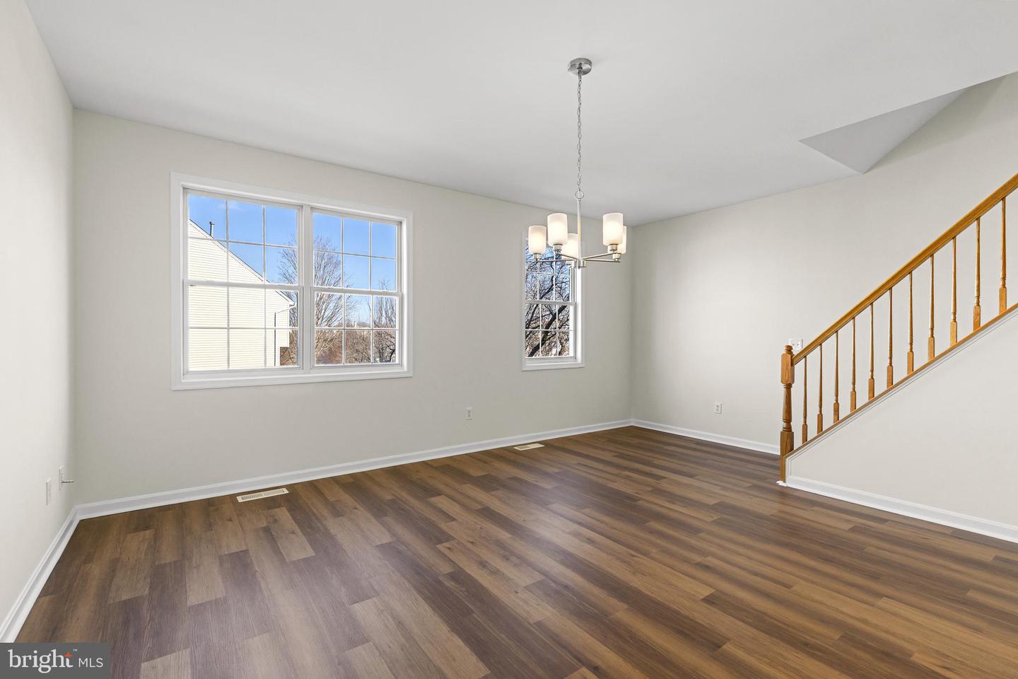 71 SIRE WAY, WARRENTON, Virginia 20186, 3 Bedrooms Bedrooms, 9 Rooms Rooms,2 BathroomsBathrooms,Residential,For sale,71 SIRE WAY,VAFQ2019380 MLS # VAFQ2019380