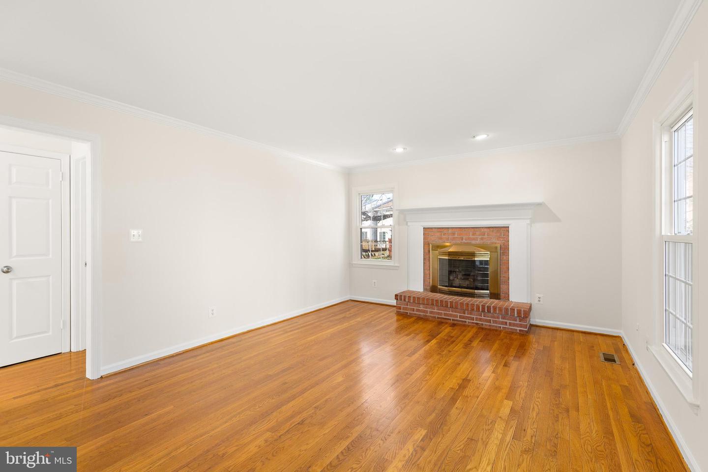 562 TIFFANY CT, WARRENTON, Virginia 20186, 3 Bedrooms Bedrooms, 9 Rooms Rooms,2 BathroomsBathrooms,Residential,For sale,562 TIFFANY CT,VAFQ2019382 MLS # VAFQ2019382