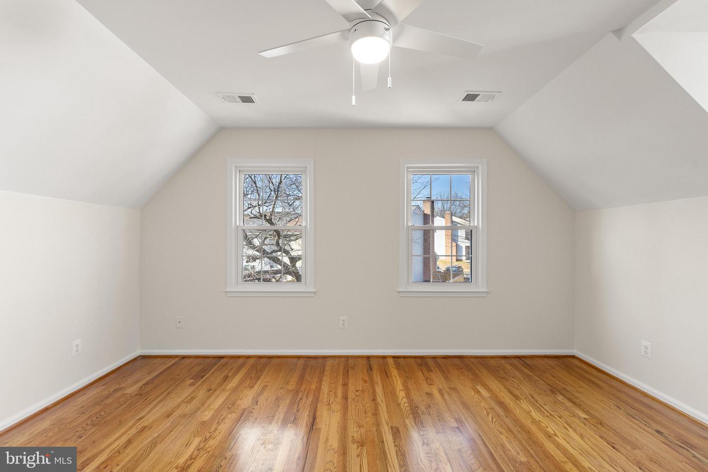 562 TIFFANY CT, WARRENTON, Virginia 20186, 3 Bedrooms Bedrooms, 9 Rooms Rooms,2 BathroomsBathrooms,Residential,For sale,562 TIFFANY CT,VAFQ2019382 MLS # VAFQ2019382