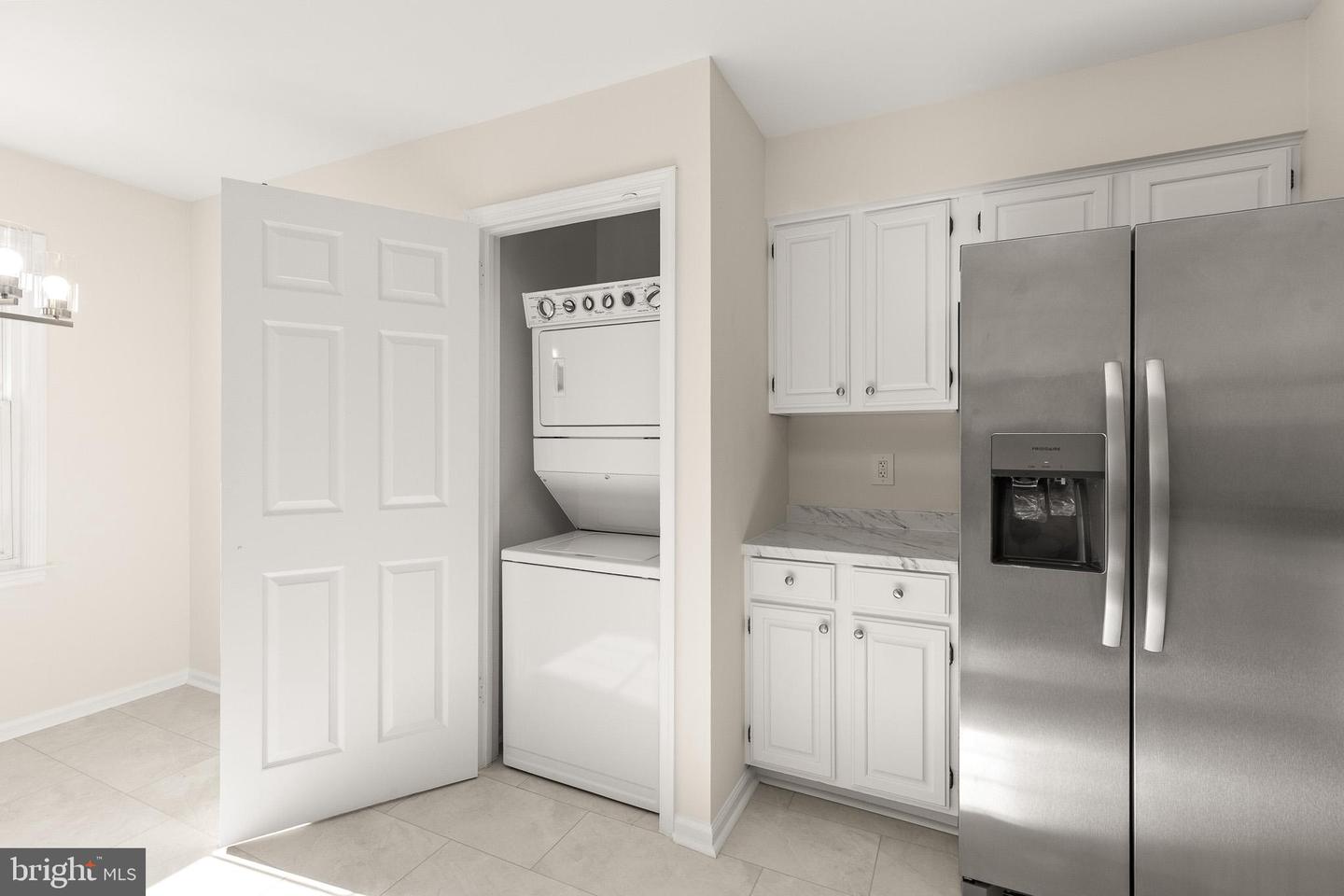 562 TIFFANY CT, WARRENTON, Virginia 20186, 3 Bedrooms Bedrooms, 9 Rooms Rooms,2 BathroomsBathrooms,Residential,For sale,562 TIFFANY CT,VAFQ2019382 MLS # VAFQ2019382