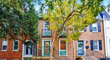 623 I ST SW, WASHINGTON, District Of Columbia 20024, 5 Bedrooms Bedrooms, ,3 BathroomsBathrooms,Residential,For sale,623 I ST SW,DCDC2228328 MLS # DCDC2228328