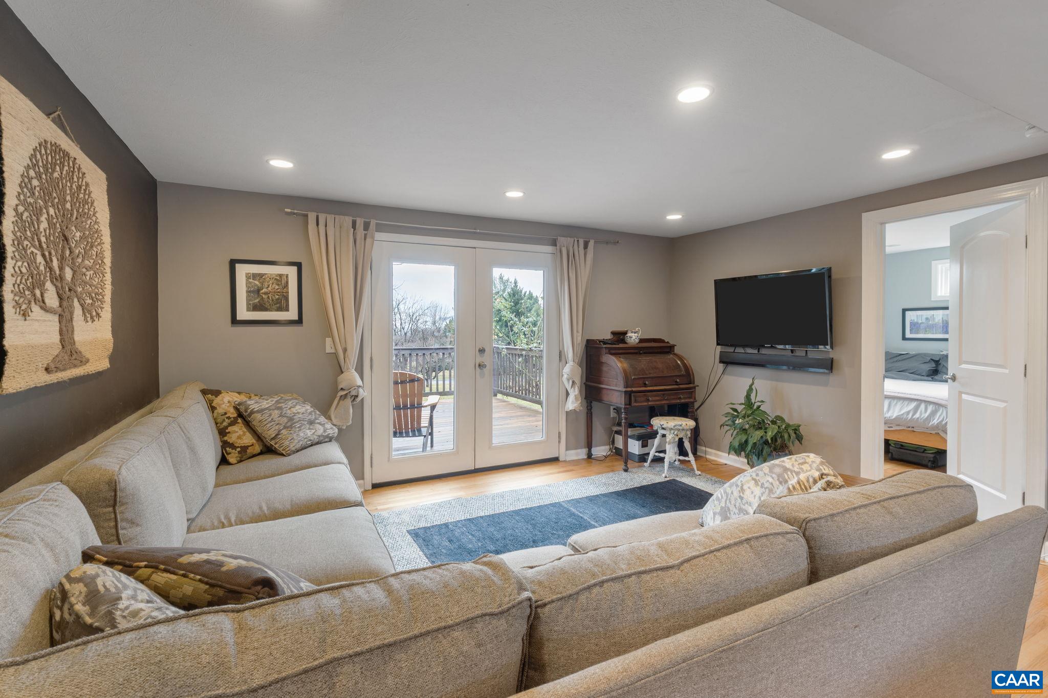 504 NEWTOWN RD, GREENWOOD, Virginia 22943, 3 Bedrooms Bedrooms, ,2 BathroomsBathrooms,Residential,504 NEWTOWN RD,671579 MLS # 671579