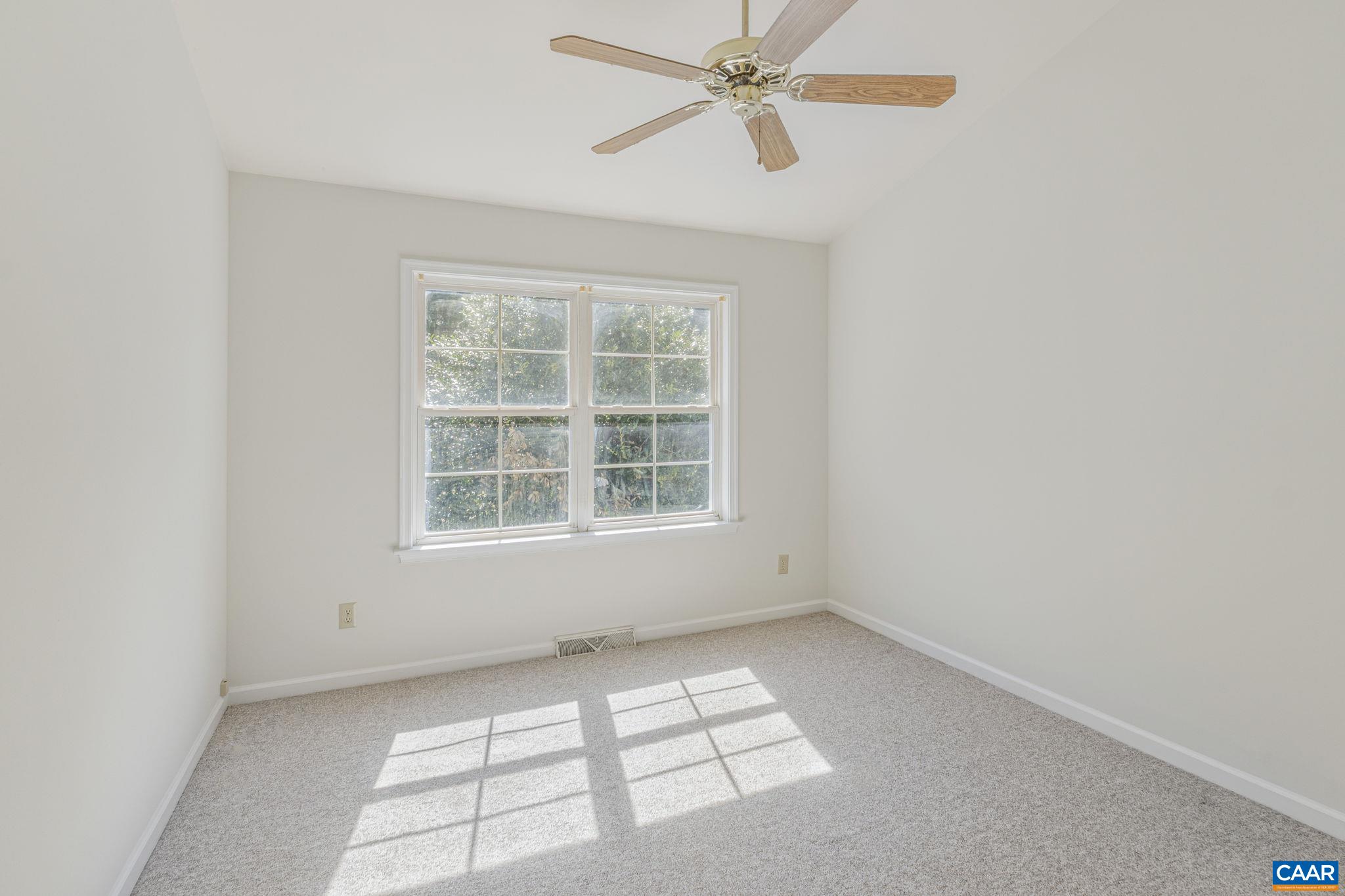 3265 GATEWAY CIR, CHARLOTTESVILLE, Virginia 22911, 3 Bedrooms Bedrooms, ,2 BathroomsBathrooms,Residential,3265 GATEWAY CIR,671589 MLS # 671589 3265 GATEWAY CIR, CHARLOTTESVILLE, Virginia 22911, 3 Bedrooms Bedrooms, ,2 BathroomsBathrooms,Residential,3265 GATEWAY CIR,671589 MLS # 671589