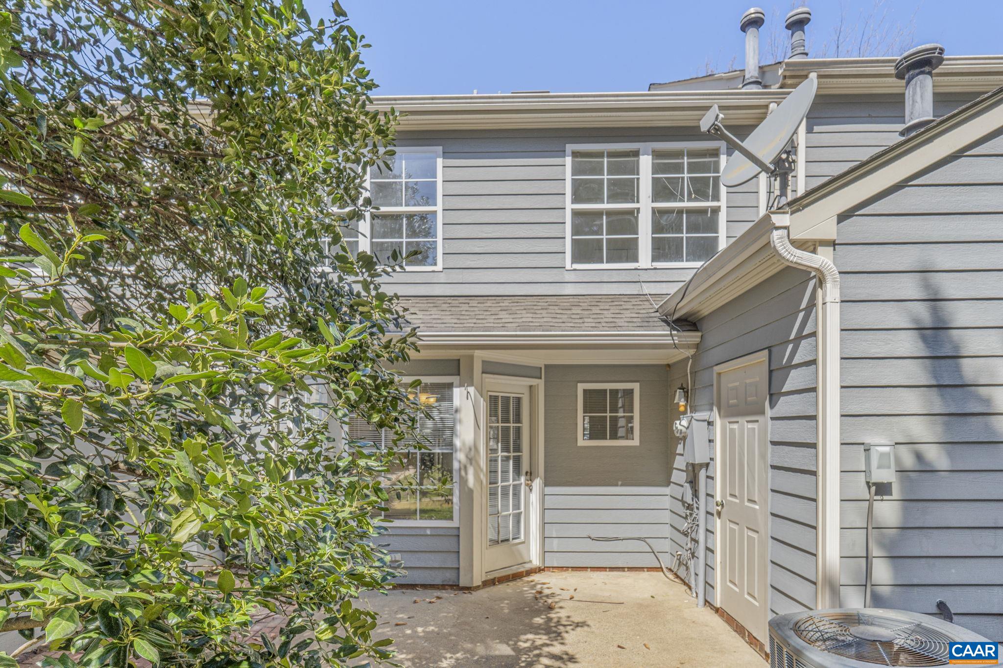 3265 GATEWAY CIR, CHARLOTTESVILLE, Virginia 22911, 3 Bedrooms Bedrooms, ,2 BathroomsBathrooms,Residential,3265 GATEWAY CIR,671589 MLS # 671589 3265 GATEWAY CIR, CHARLOTTESVILLE, Virginia 22911, 3 Bedrooms Bedrooms, ,2 BathroomsBathrooms,Residential,3265 GATEWAY CIR,671589 MLS # 671589