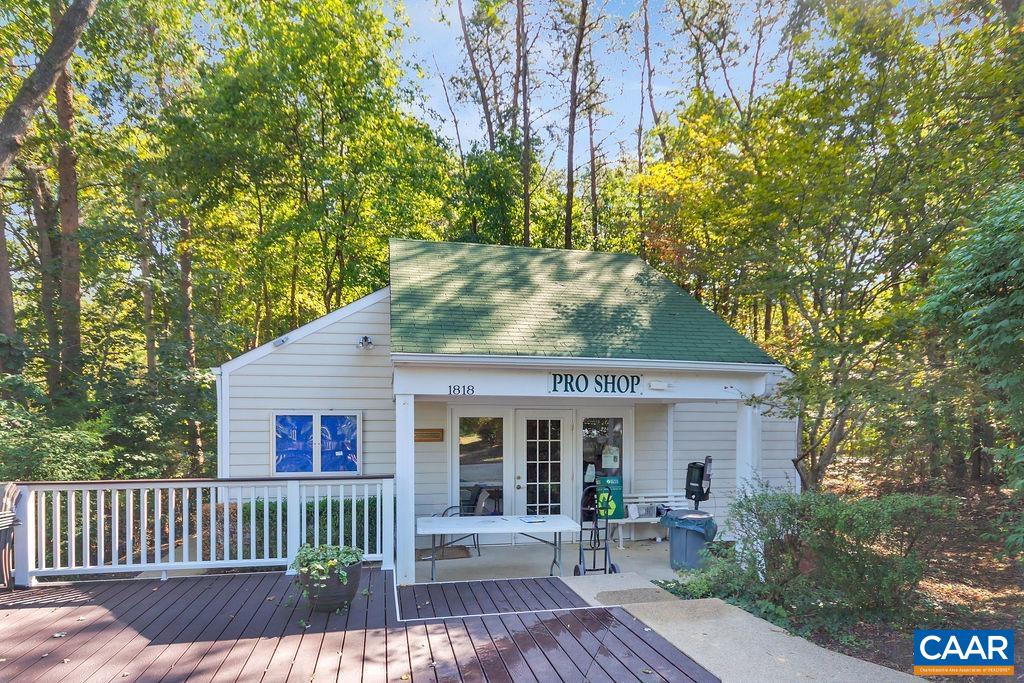 3265 GATEWAY CIR, CHARLOTTESVILLE, Virginia 22911, 3 Bedrooms Bedrooms, ,2 BathroomsBathrooms,Residential,3265 GATEWAY CIR,671589 MLS # 671589 3265 GATEWAY CIR, CHARLOTTESVILLE, Virginia 22911, 3 Bedrooms Bedrooms, ,2 BathroomsBathrooms,Residential,3265 GATEWAY CIR,671589 MLS # 671589