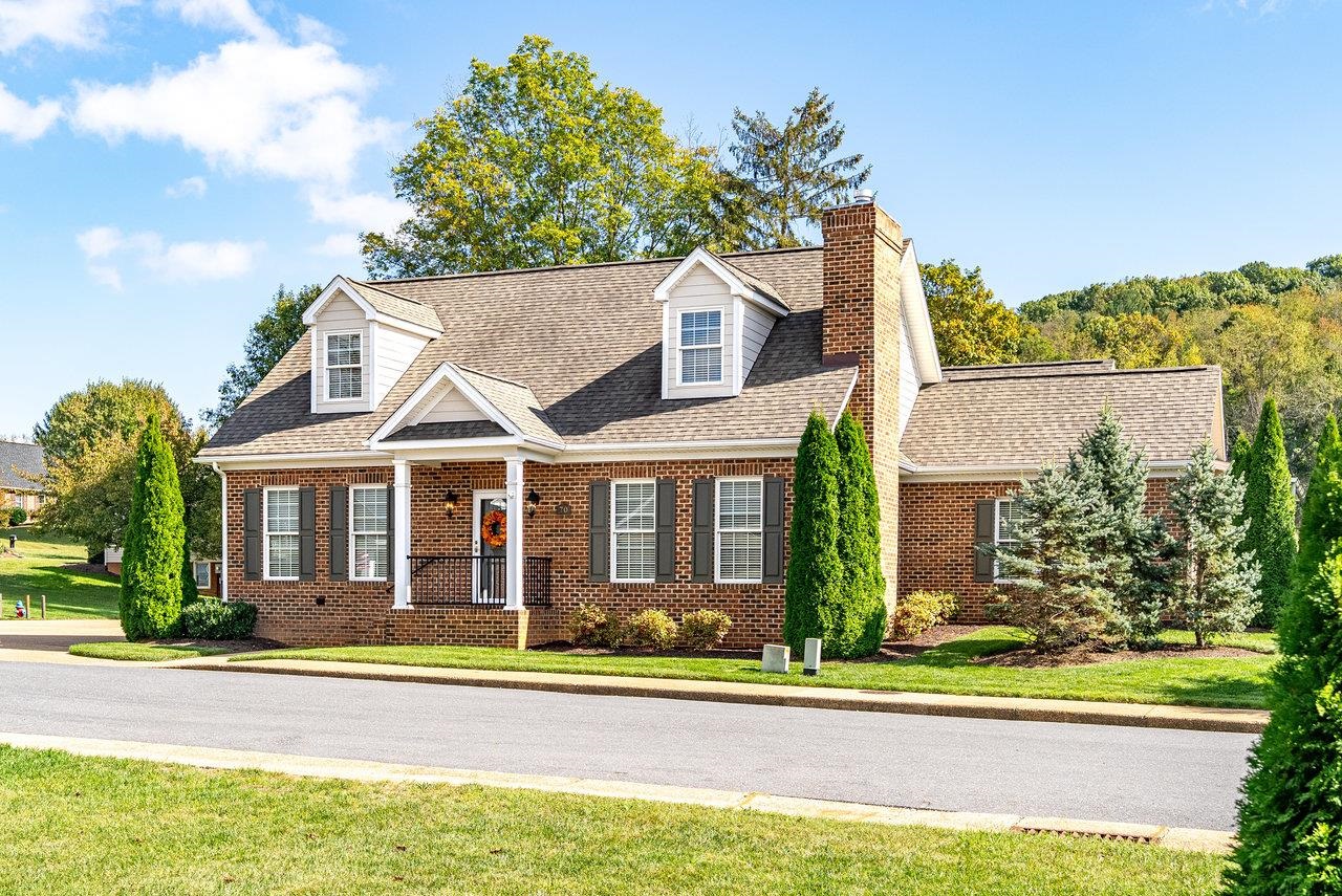 70 PEYTON RANDOLPH CT, HARRISONBURG, Virginia 22802, 3 Bedrooms Bedrooms, ,2 BathroomsBathrooms,Residential,70 PEYTON RANDOLPH CT,671590 MLS # 671590 70 PEYTON RANDOLPH CT, HARRISONBURG, Virginia 22802, 3 Bedrooms Bedrooms, ,2 BathroomsBathrooms,Residential,70 PEYTON RANDOLPH CT,671590 MLS # 671590