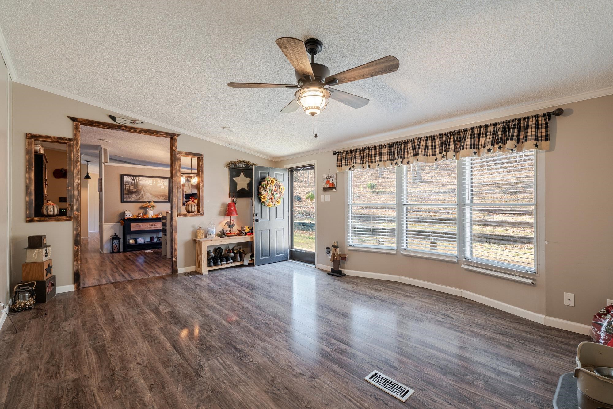 89 BITTER ROOT DR, SHENANDOAH, Virginia 22849, 3 Bedrooms Bedrooms, ,2 BathroomsBathrooms,Residential,89 BITTER ROOT DR,671595 MLS # 671595 89 BITTER ROOT DR, SHENANDOAH, Virginia 22849, 3 Bedrooms Bedrooms, ,2 BathroomsBathrooms,Residential,89 BITTER ROOT DR,671595 MLS # 671595