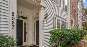 8085 GATEHOUSE RD #4, FALLS CHURCH, Virginia 22042, 3 Bedrooms Bedrooms, ,2 BathroomsBathrooms,Residential,For sale,8085 GATEHOUSE RD #4,VAFX2275968 MLS # VAFX2275968