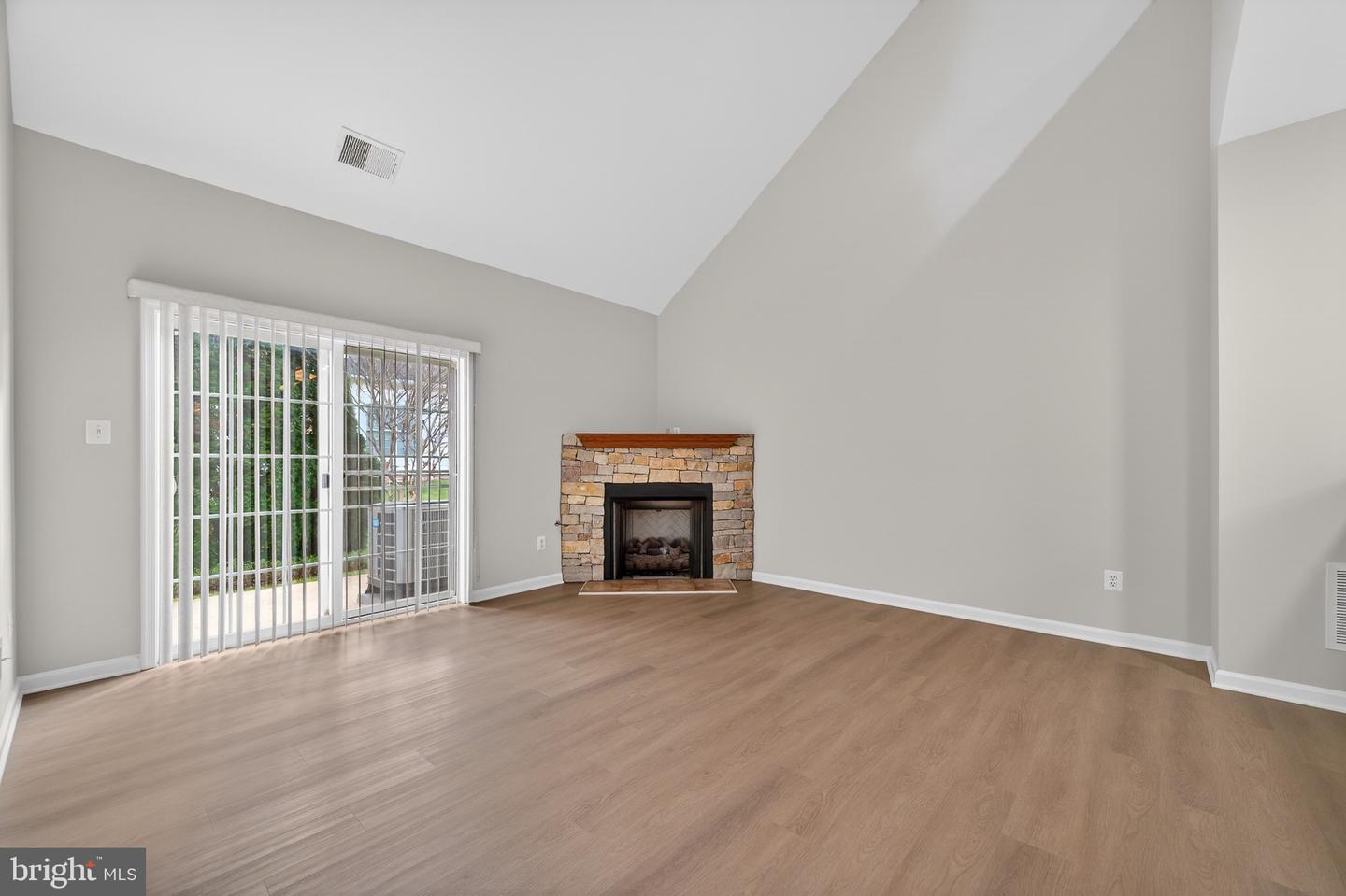 44385 MALTESE FALCON SQ, ASHBURN, Virginia 20147, 2 Bedrooms Bedrooms, ,2 BathroomsBathrooms,Residential,For sale,44385 MALTESE FALCON SQ,VALO2109626 MLS # VALO2109626 44385 MALTESE FALCON SQ, ASHBURN, Virginia 20147, 2 Bedrooms Bedrooms, ,2 BathroomsBathrooms,Residential,For sale,44385 MALTESE FALCON SQ,VALO2109626 MLS # VALO2109626