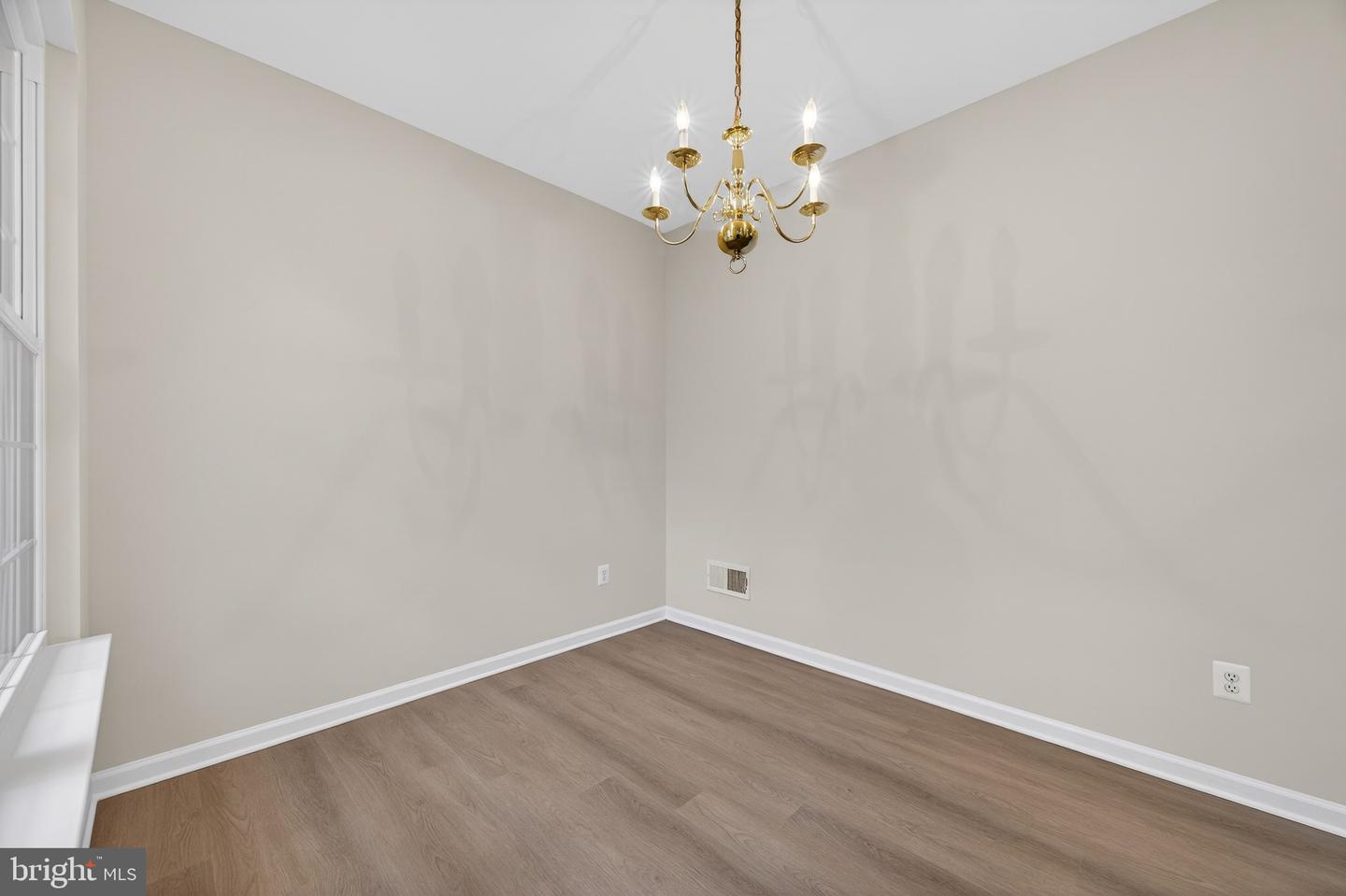 44385 MALTESE FALCON SQ, ASHBURN, Virginia 20147, 2 Bedrooms Bedrooms, ,2 BathroomsBathrooms,Residential,For sale,44385 MALTESE FALCON SQ,VALO2109626 MLS # VALO2109626 44385 MALTESE FALCON SQ, ASHBURN, Virginia 20147, 2 Bedrooms Bedrooms, ,2 BathroomsBathrooms,Residential,For sale,44385 MALTESE FALCON SQ,VALO2109626 MLS # VALO2109626