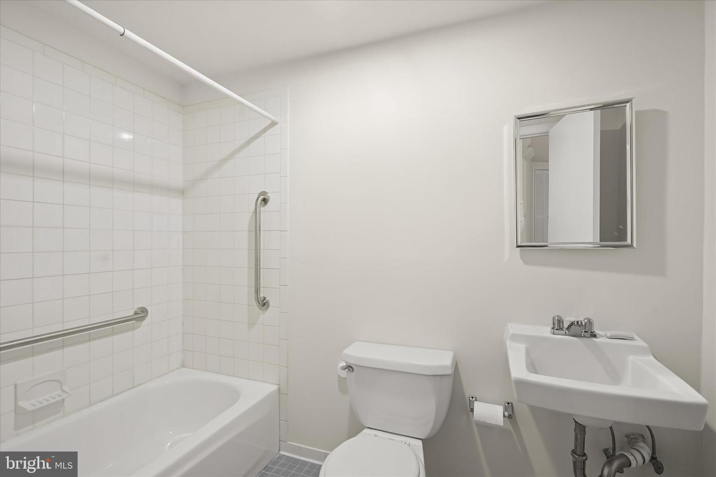 1342 HAMLIN ST NE, WASHINGTON, District Of Columbia 20017, 2 Bedrooms Bedrooms, ,2 BathroomsBathrooms,Residential,For sale,1342 HAMLIN ST NE,DCDC2229770 MLS # DCDC2229770 1342 HAMLIN ST NE, WASHINGTON, District Of Columbia 20017, 2 Bedrooms Bedrooms, ,2 BathroomsBathrooms,Residential,For sale,1342 HAMLIN ST NE,DCDC2229770 MLS # DCDC2229770