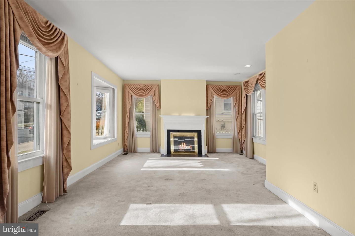 1342 HAMLIN ST NE, WASHINGTON, District Of Columbia 20017, 2 Bedrooms Bedrooms, ,2 BathroomsBathrooms,Residential,For sale,1342 HAMLIN ST NE,DCDC2229770 MLS # DCDC2229770 1342 HAMLIN ST NE, WASHINGTON, District Of Columbia 20017, 2 Bedrooms Bedrooms, ,2 BathroomsBathrooms,Residential,For sale,1342 HAMLIN ST NE,DCDC2229770 MLS # DCDC2229770