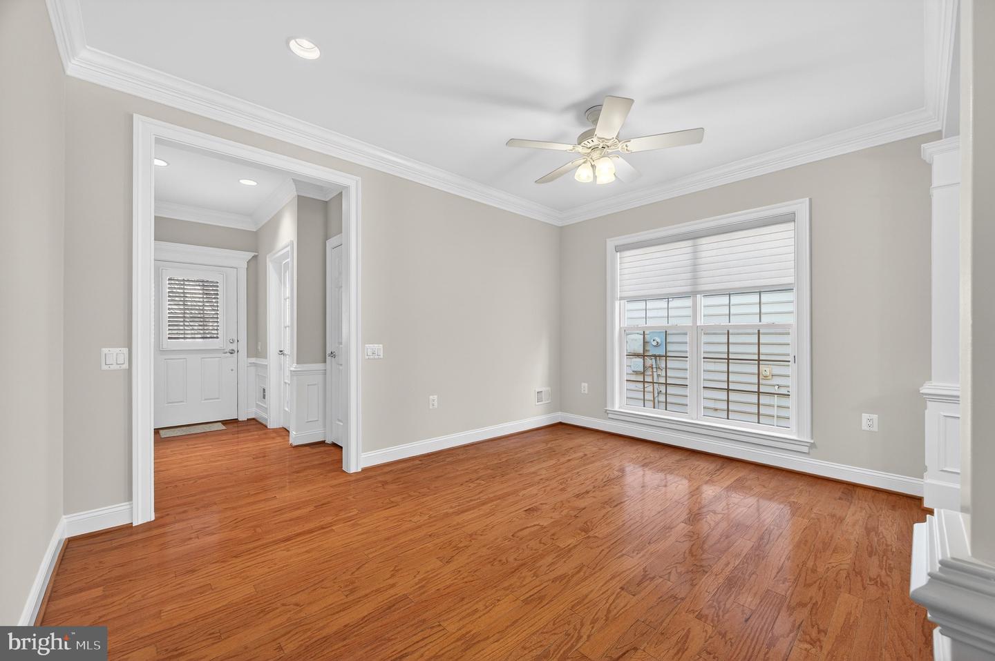 20389 OYSTER REEF PL, ASHBURN, Virginia 20147, 3 Bedrooms Bedrooms, ,3 BathroomsBathrooms,Residential,For sale,20389 OYSTER REEF PL,VALO2110486 MLS # VALO2110486