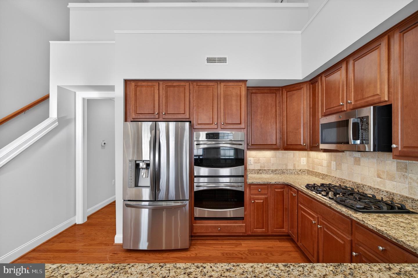 20389 OYSTER REEF PL, ASHBURN, Virginia 20147, 3 Bedrooms Bedrooms, ,3 BathroomsBathrooms,Residential,For sale,20389 OYSTER REEF PL,VALO2110486 MLS # VALO2110486