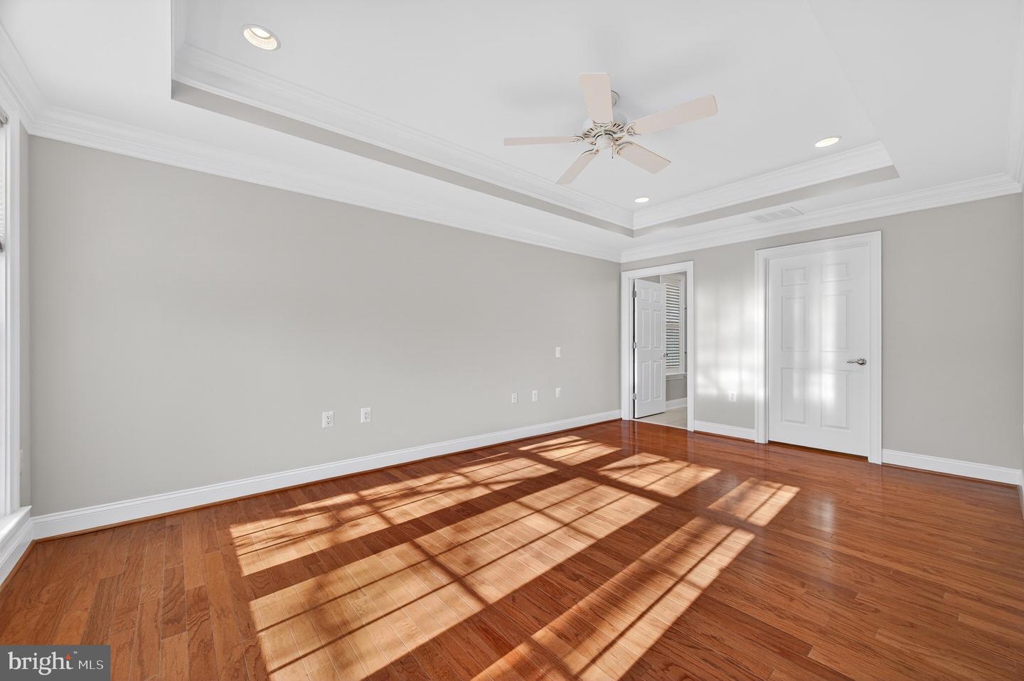 20389 OYSTER REEF PL, ASHBURN, Virginia 20147, 3 Bedrooms Bedrooms, ,3 BathroomsBathrooms,Residential,For sale,20389 OYSTER REEF PL,VALO2110486 MLS # VALO2110486