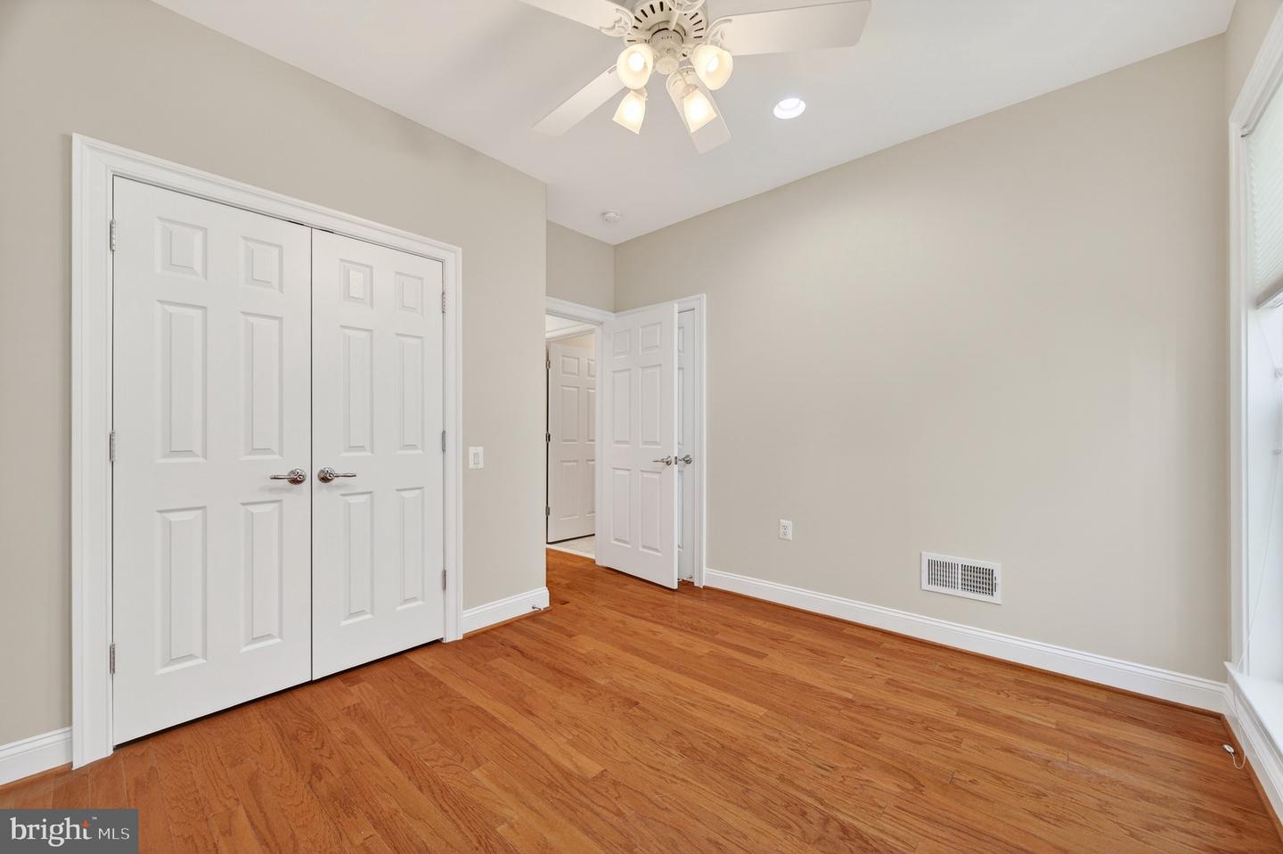 20389 OYSTER REEF PL, ASHBURN, Virginia 20147, 3 Bedrooms Bedrooms, ,3 BathroomsBathrooms,Residential,For sale,20389 OYSTER REEF PL,VALO2110486 MLS # VALO2110486