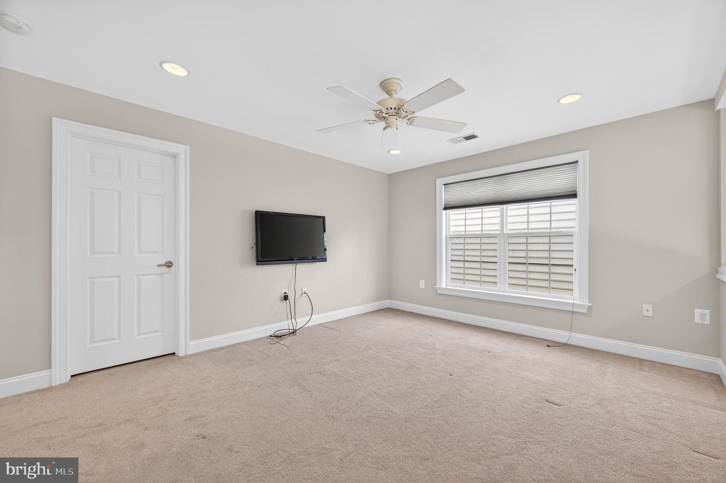 20389 OYSTER REEF PL, ASHBURN, Virginia 20147, 3 Bedrooms Bedrooms, ,3 BathroomsBathrooms,Residential,For sale,20389 OYSTER REEF PL,VALO2110486 MLS # VALO2110486