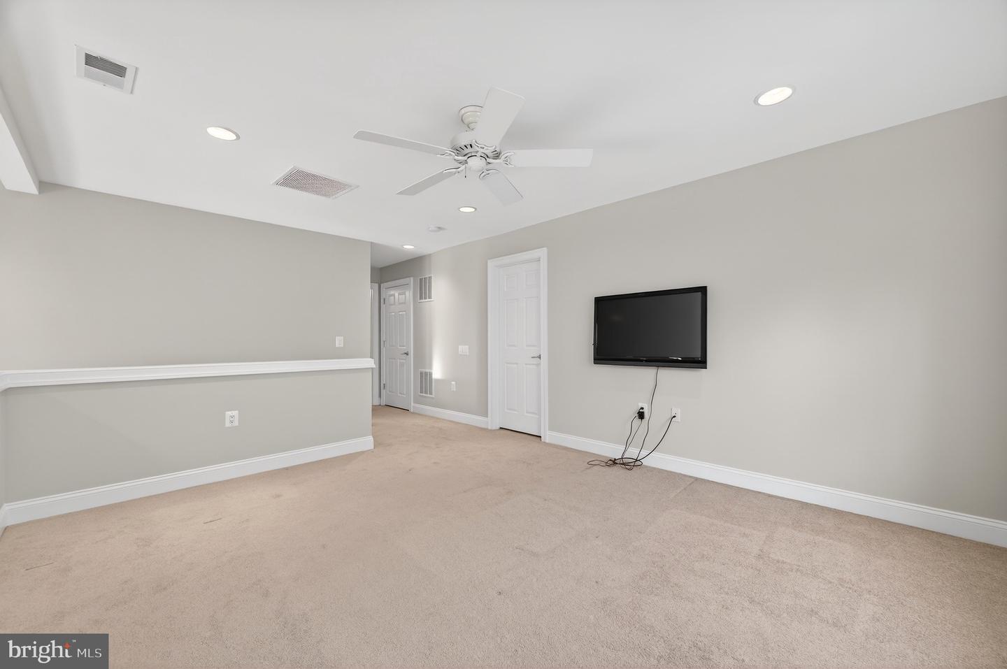 20389 OYSTER REEF PL, ASHBURN, Virginia 20147, 3 Bedrooms Bedrooms, ,3 BathroomsBathrooms,Residential,For sale,20389 OYSTER REEF PL,VALO2110486 MLS # VALO2110486