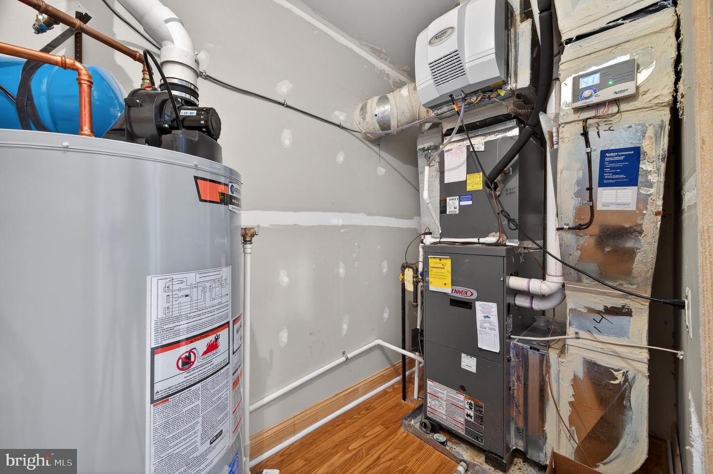 20389 OYSTER REEF PL, ASHBURN, Virginia 20147, 3 Bedrooms Bedrooms, ,3 BathroomsBathrooms,Residential,For sale,20389 OYSTER REEF PL,VALO2110486 MLS # VALO2110486