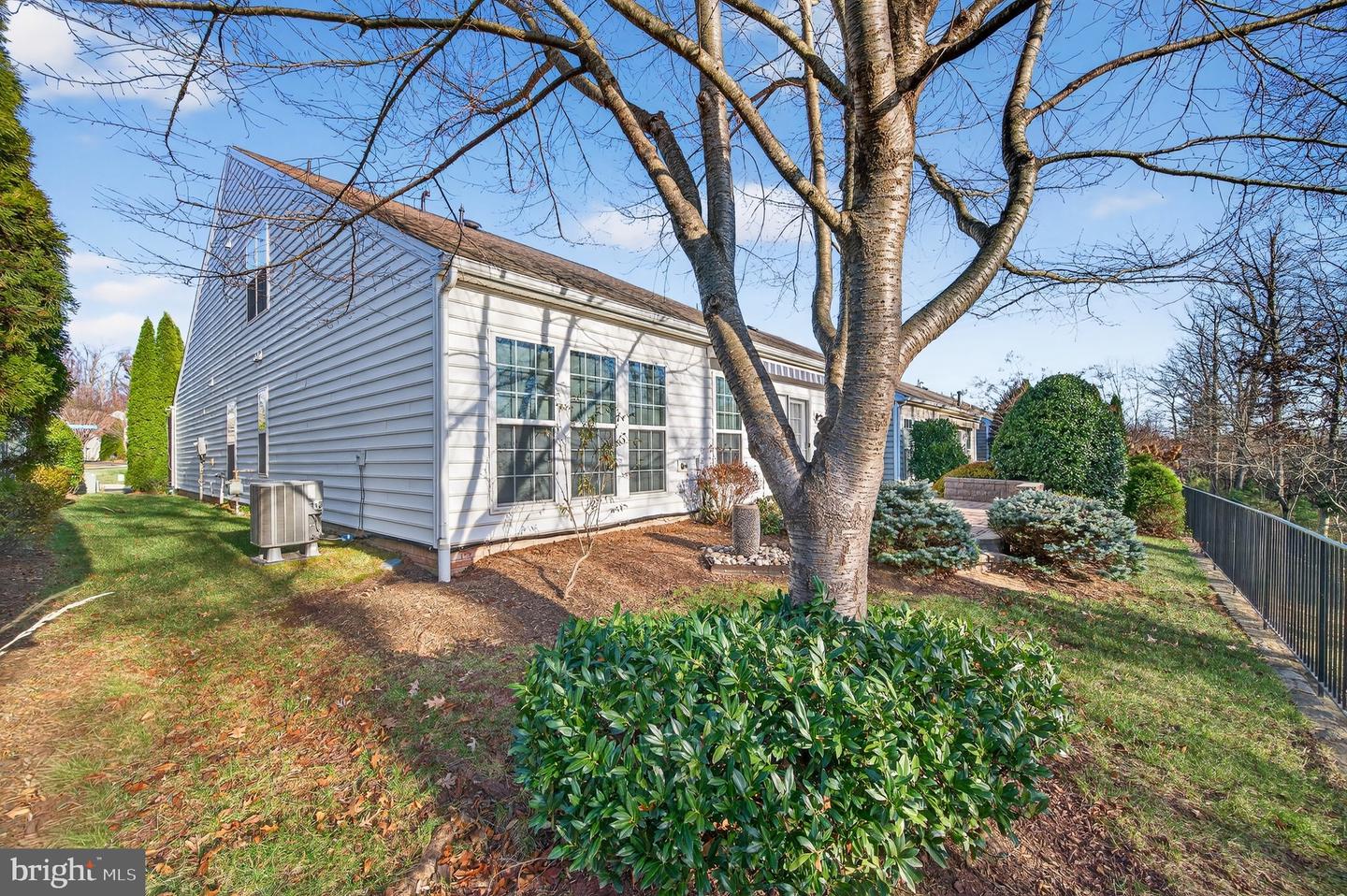 20389 OYSTER REEF PL, ASHBURN, Virginia 20147, 3 Bedrooms Bedrooms, ,3 BathroomsBathrooms,Residential,For sale,20389 OYSTER REEF PL,VALO2110486 MLS # VALO2110486