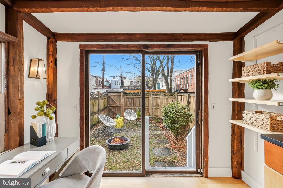 505 9TH ST SE, WASHINGTON, District Of Columbia 20003, 2 Bedrooms Bedrooms, ,1 BathroomBathrooms,Residential,For sale,505 9TH ST SE,DCDC2230788 MLS # DCDC2230788