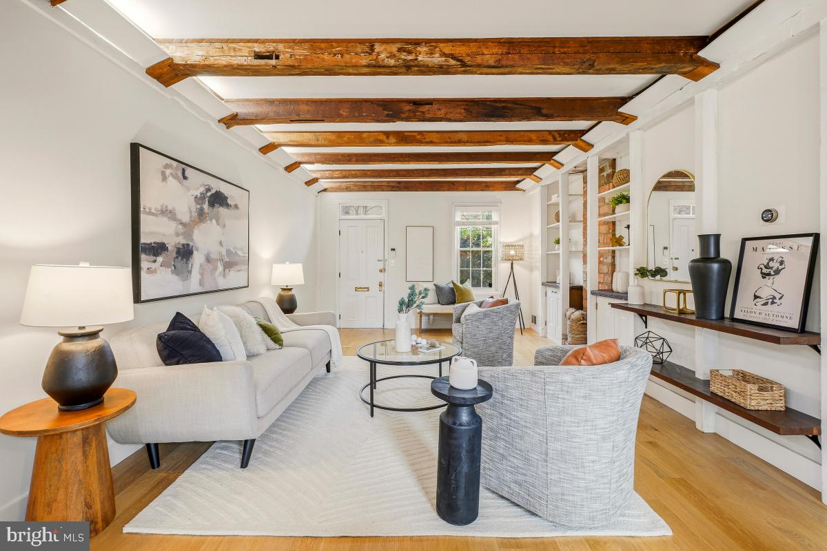 505 9TH ST SE, WASHINGTON, District Of Columbia 20003, 2 Bedrooms Bedrooms, ,1 BathroomBathrooms,Residential,For sale,505 9TH ST SE,DCDC2230788 MLS # DCDC2230788