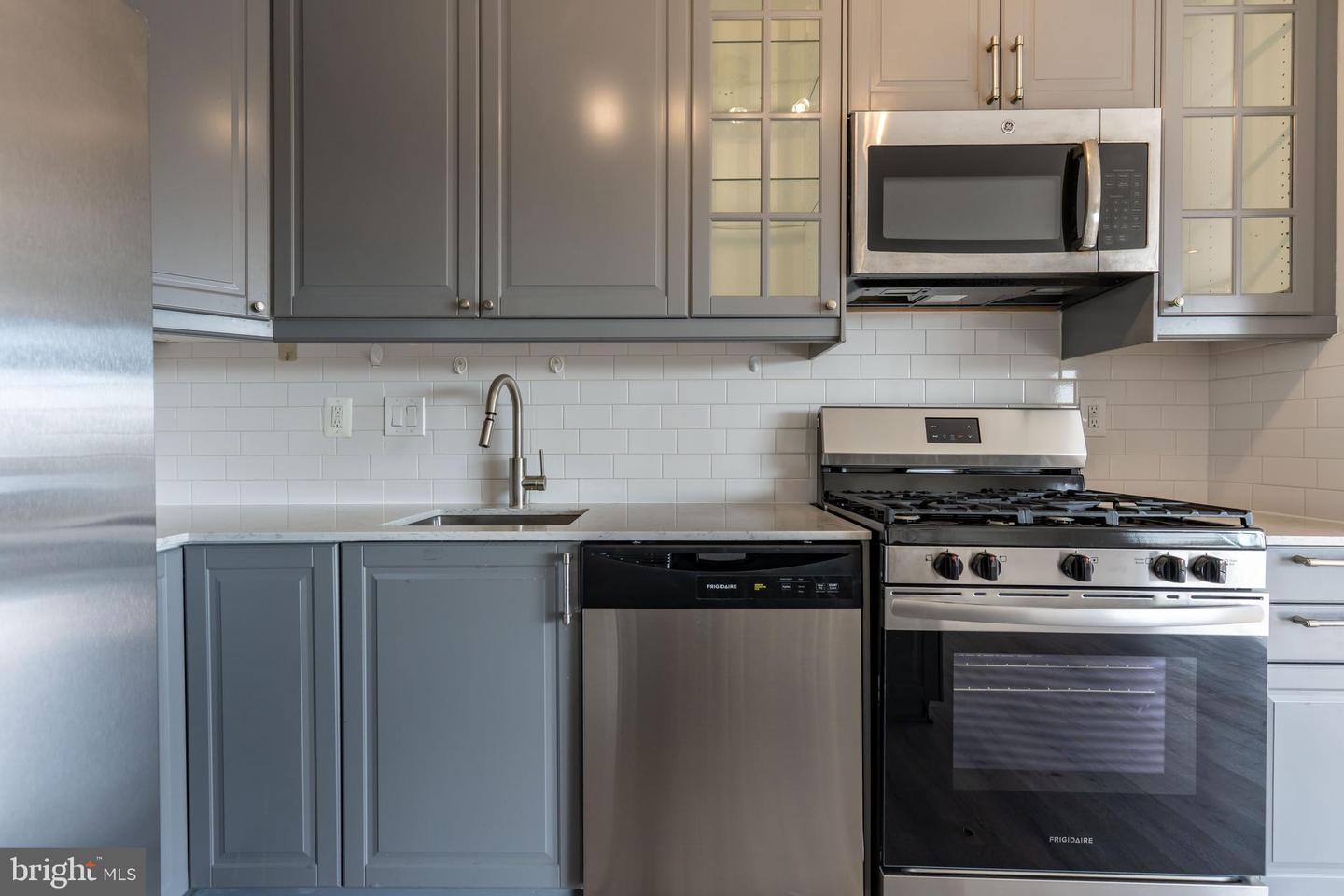 4241 COLUMBIA PIKE #601, ARLINGTON, Virginia 22204, 2 Bedrooms Bedrooms, ,2 BathroomsBathrooms,Residential,For sale,4241 COLUMBIA PIKE #601,VAAR2066006 MLS # VAAR2066006 4241 COLUMBIA PIKE #601, ARLINGTON, Virginia 22204, 2 Bedrooms Bedrooms, ,2 BathroomsBathrooms,Residential,For sale,4241 COLUMBIA PIKE #601,VAAR2066006 MLS # VAAR2066006