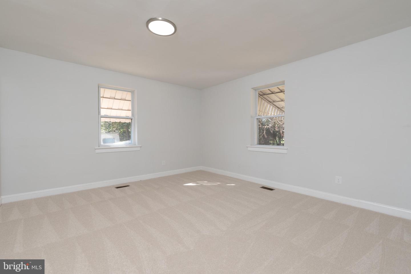 3306 E RIVER RD, SOUTH CHESTERFIELD, Virginia 23803, 3 Bedrooms Bedrooms, ,3 BathroomsBathrooms,Residential,For sale,3306 E RIVER RD,VACF2001330 MLS # VACF2001330 3306 E RIVER RD, SOUTH CHESTERFIELD, Virginia 23803, 3 Bedrooms Bedrooms, ,3 BathroomsBathrooms,Residential,For sale,3306 E RIVER RD,VACF2001330 MLS # VACF2001330