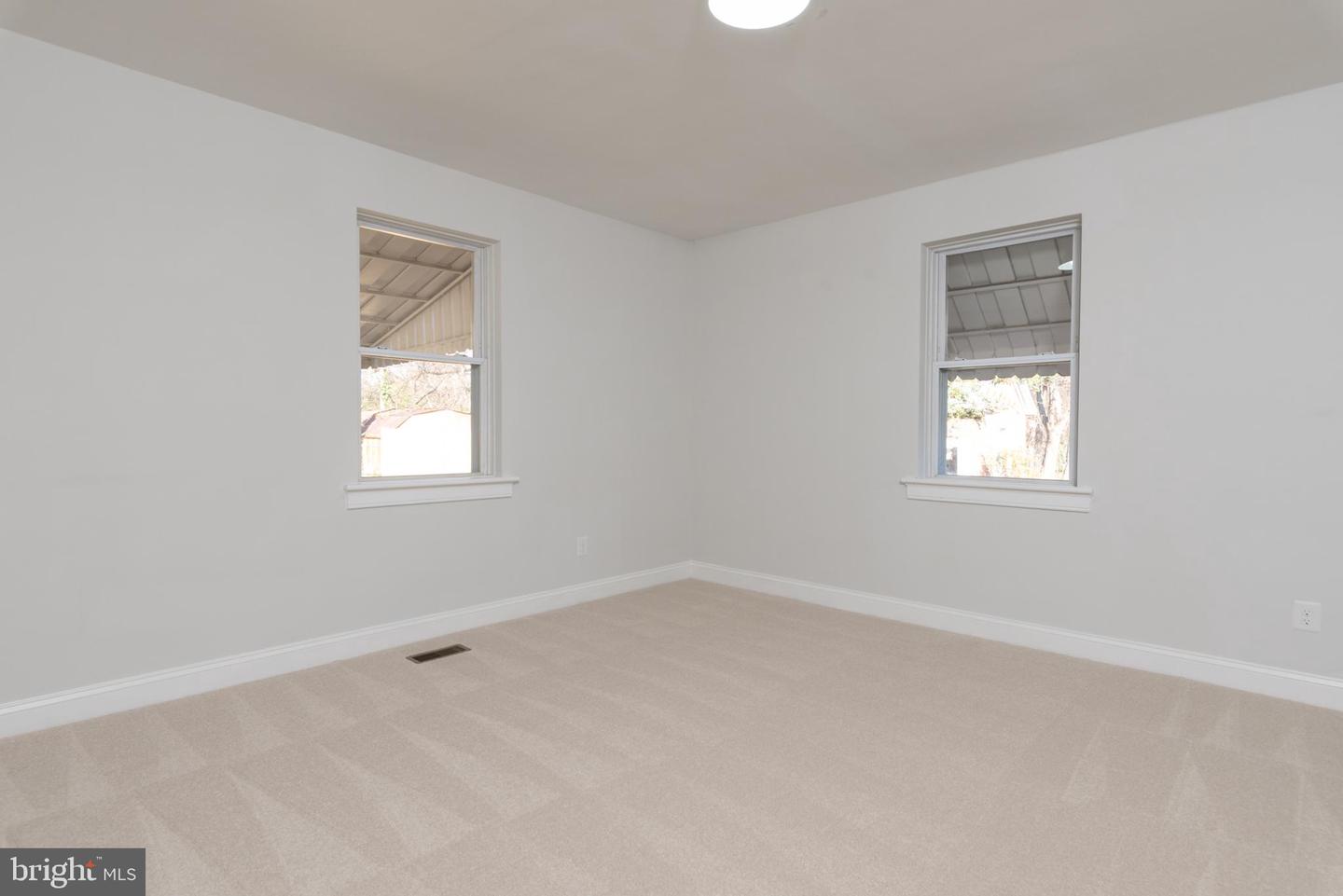 3306 E RIVER RD, SOUTH CHESTERFIELD, Virginia 23803, 3 Bedrooms Bedrooms, ,3 BathroomsBathrooms,Residential,For sale,3306 E RIVER RD,VACF2001330 MLS # VACF2001330 3306 E RIVER RD, SOUTH CHESTERFIELD, Virginia 23803, 3 Bedrooms Bedrooms, ,3 BathroomsBathrooms,Residential,For sale,3306 E RIVER RD,VACF2001330 MLS # VACF2001330