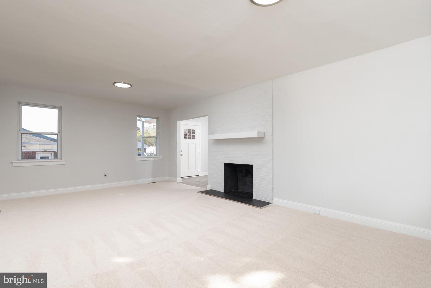 3306 E RIVER RD, SOUTH CHESTERFIELD, Virginia 23803, 3 Bedrooms Bedrooms, ,3 BathroomsBathrooms,Residential,For sale,3306 E RIVER RD,VACF2001330 MLS # VACF2001330 3306 E RIVER RD, SOUTH CHESTERFIELD, Virginia 23803, 3 Bedrooms Bedrooms, ,3 BathroomsBathrooms,Residential,For sale,3306 E RIVER RD,VACF2001330 MLS # VACF2001330