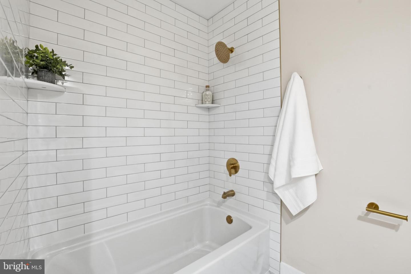 7923 KARL RD, ALEXANDRIA, Virginia 22308, 4 Bedrooms Bedrooms, ,3 BathroomsBathrooms,Residential,For sale,7923 KARL RD,VAFX2279060 MLS # VAFX2279060 7923 KARL RD, ALEXANDRIA, Virginia 22308, 4 Bedrooms Bedrooms, ,3 BathroomsBathrooms,Residential,For sale,7923 KARL RD,VAFX2279060 MLS # VAFX2279060