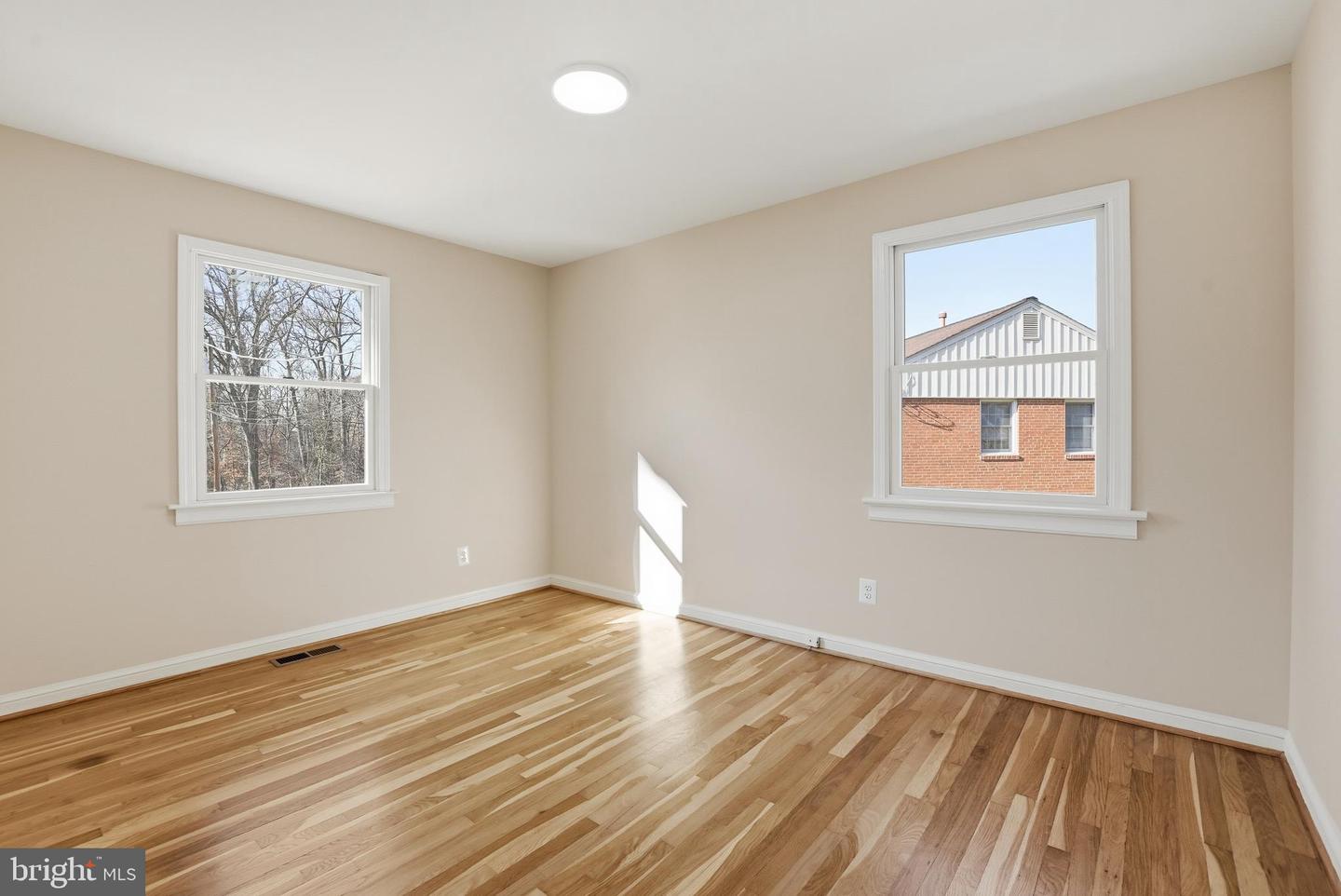 7923 KARL RD, ALEXANDRIA, Virginia 22308, 4 Bedrooms Bedrooms, ,3 BathroomsBathrooms,Residential,For sale,7923 KARL RD,VAFX2279060 MLS # VAFX2279060 7923 KARL RD, ALEXANDRIA, Virginia 22308, 4 Bedrooms Bedrooms, ,3 BathroomsBathrooms,Residential,For sale,7923 KARL RD,VAFX2279060 MLS # VAFX2279060