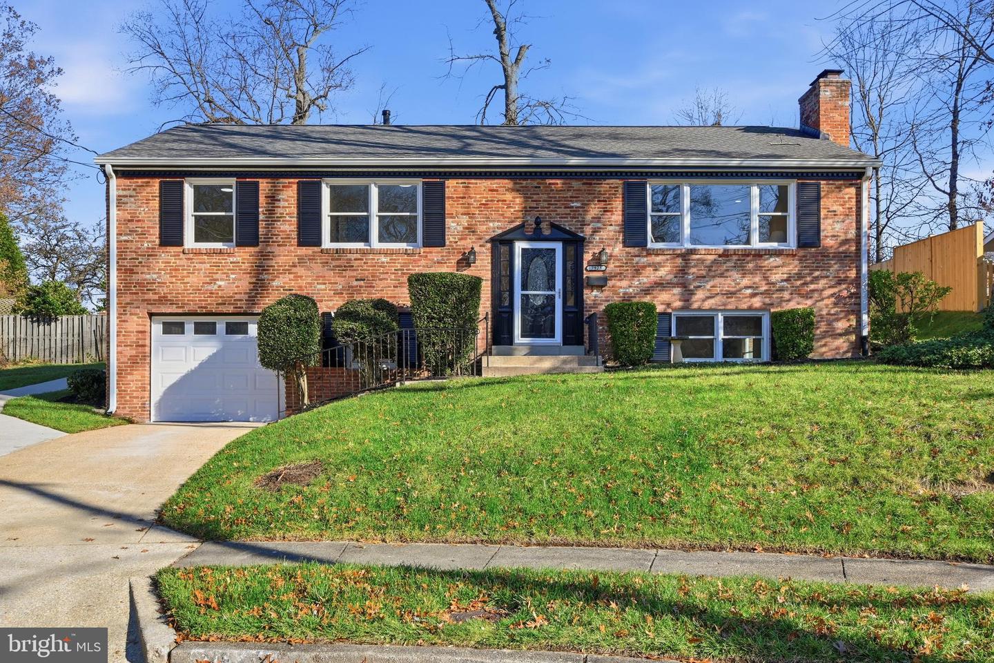 7923 KARL RD, ALEXANDRIA, Virginia 22308, 4 Bedrooms Bedrooms, ,3 BathroomsBathrooms,Residential,For sale,7923 KARL RD,VAFX2279060 MLS # VAFX2279060 7923 KARL RD, ALEXANDRIA, Virginia 22308, 4 Bedrooms Bedrooms, ,3 BathroomsBathrooms,Residential,For sale,7923 KARL RD,VAFX2279060 MLS # VAFX2279060