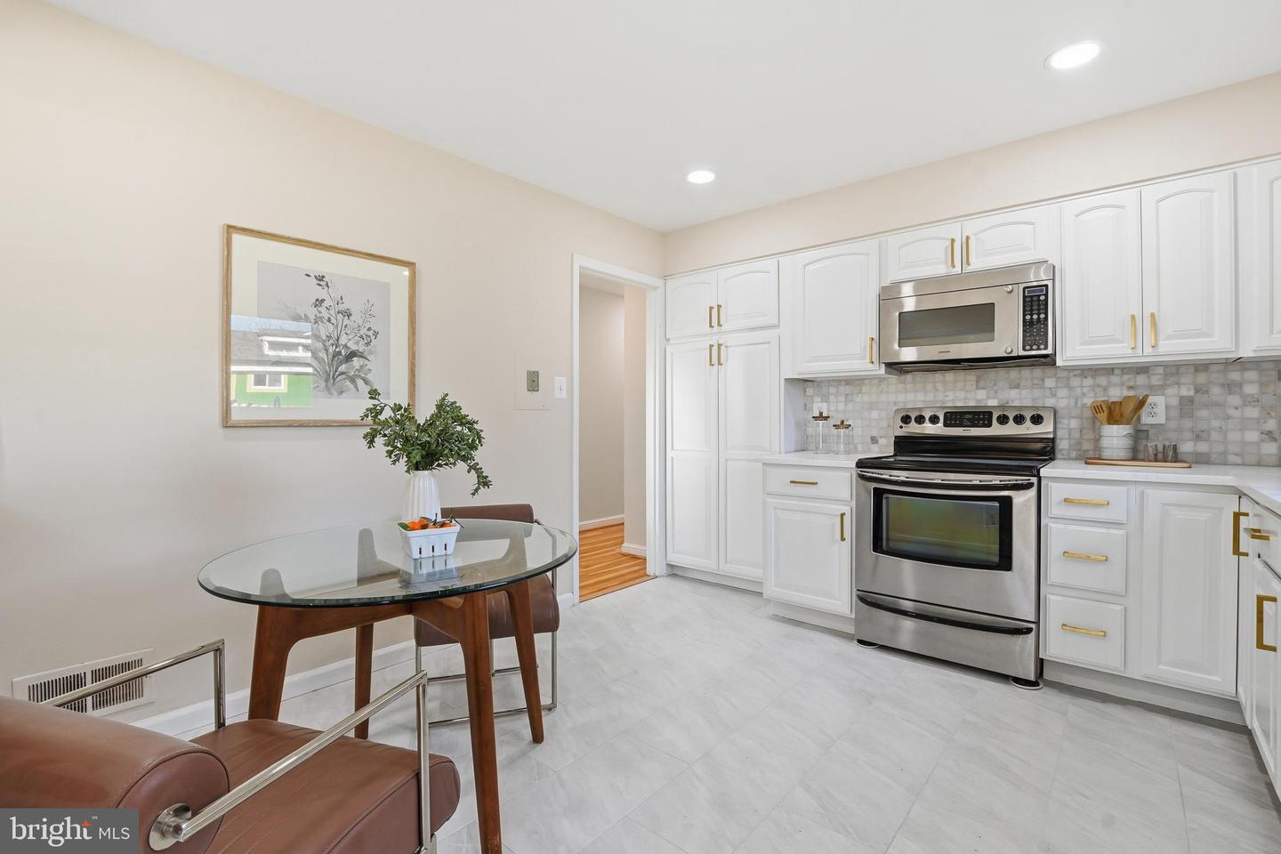 7923 KARL RD, ALEXANDRIA, Virginia 22308, 4 Bedrooms Bedrooms, ,3 BathroomsBathrooms,Residential,For sale,7923 KARL RD,VAFX2279060 MLS # VAFX2279060 7923 KARL RD, ALEXANDRIA, Virginia 22308, 4 Bedrooms Bedrooms, ,3 BathroomsBathrooms,Residential,For sale,7923 KARL RD,VAFX2279060 MLS # VAFX2279060