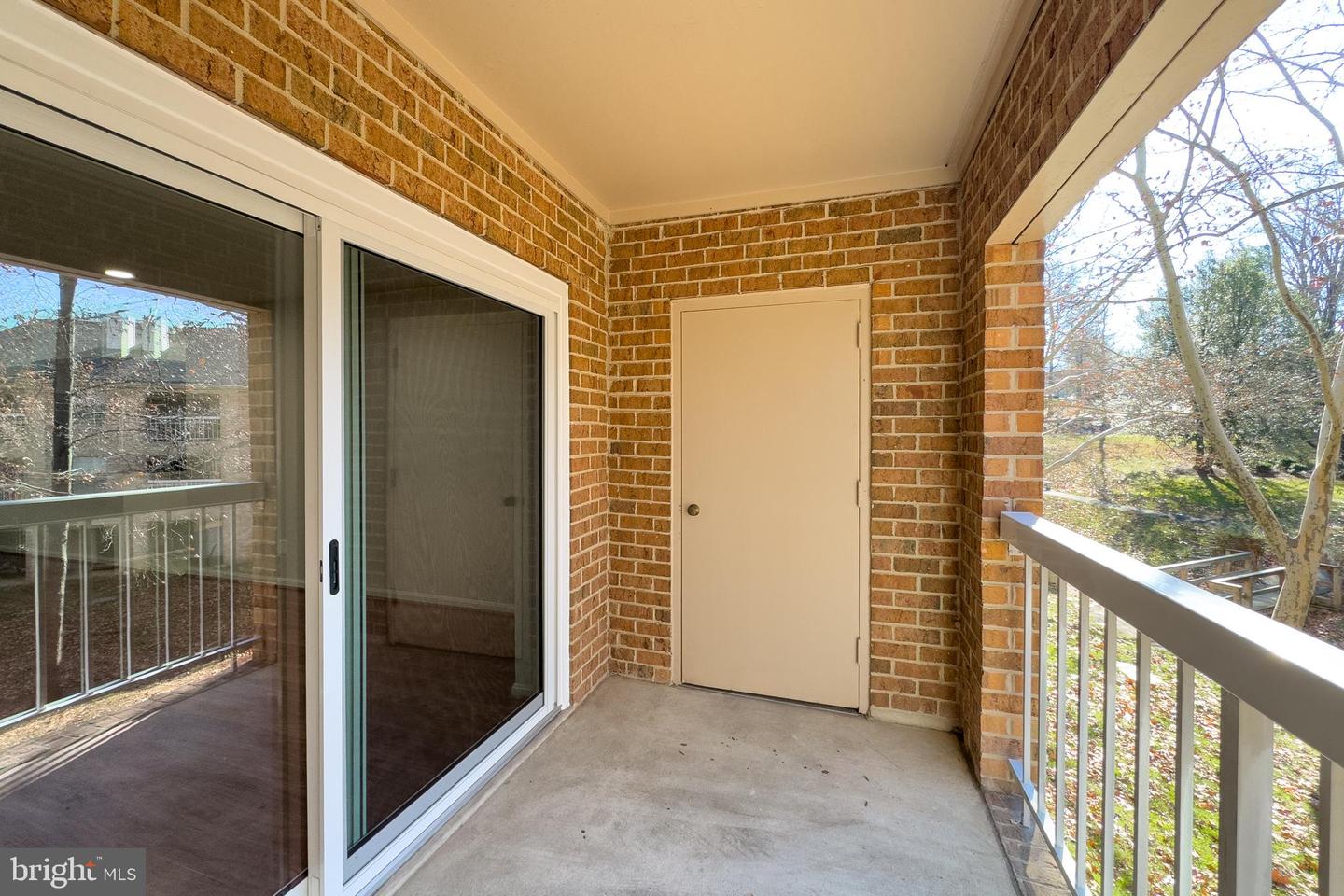 5902 COVE LANDING RD #202, BURKE, Virginia 22015, 2 Bedrooms Bedrooms, ,2 BathroomsBathrooms,Residential,For sale,5902 COVE LANDING RD #202,VAFX2279540 MLS # VAFX2279540