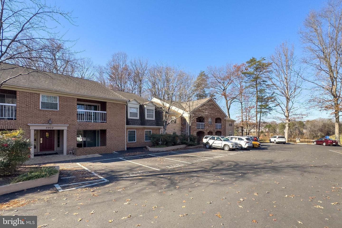 5902 COVE LANDING RD #202, BURKE, Virginia 22015, 2 Bedrooms Bedrooms, ,2 BathroomsBathrooms,Residential,For sale,5902 COVE LANDING RD #202,VAFX2279540 MLS # VAFX2279540